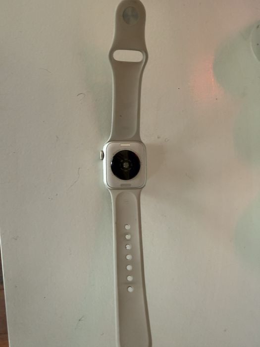 Apple watch SE 2023