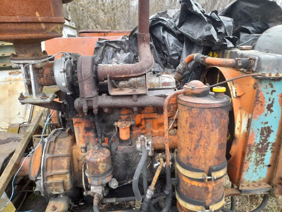 Продам комбайн нива