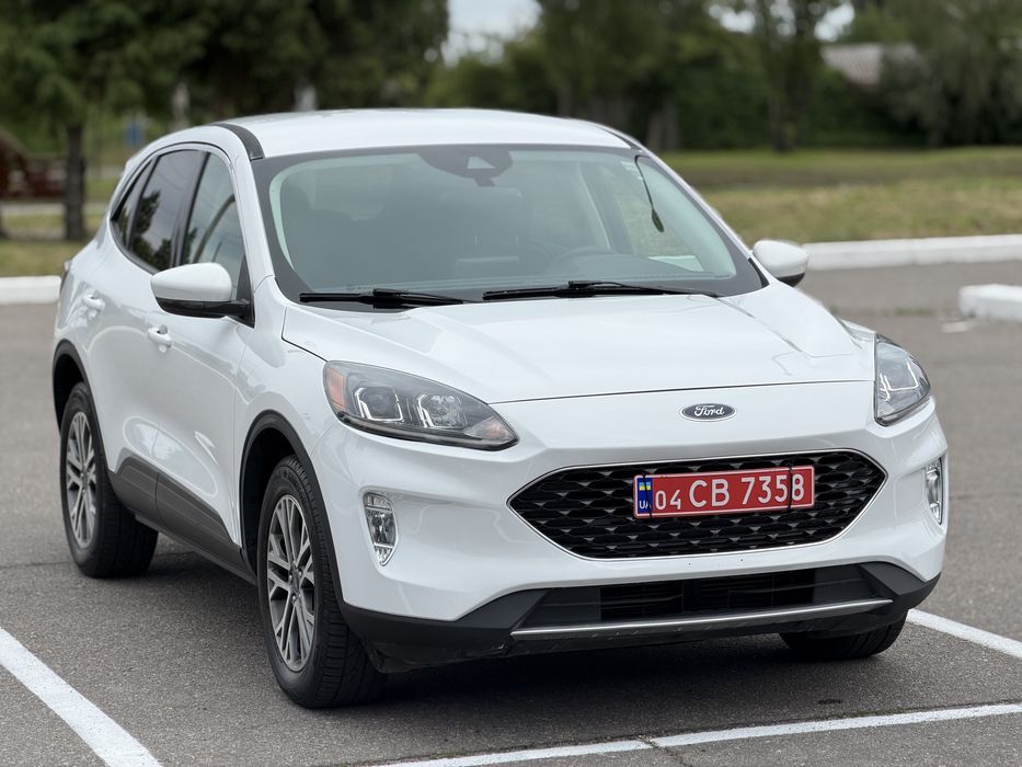 Ford Escape 2022 рік 2.0 в ідеальному стані