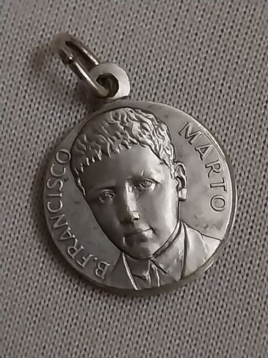 Medalha vintage os dois pastorinhos