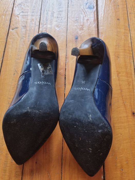 Czółenka szpilki Wojas granatowe lakierowane 35