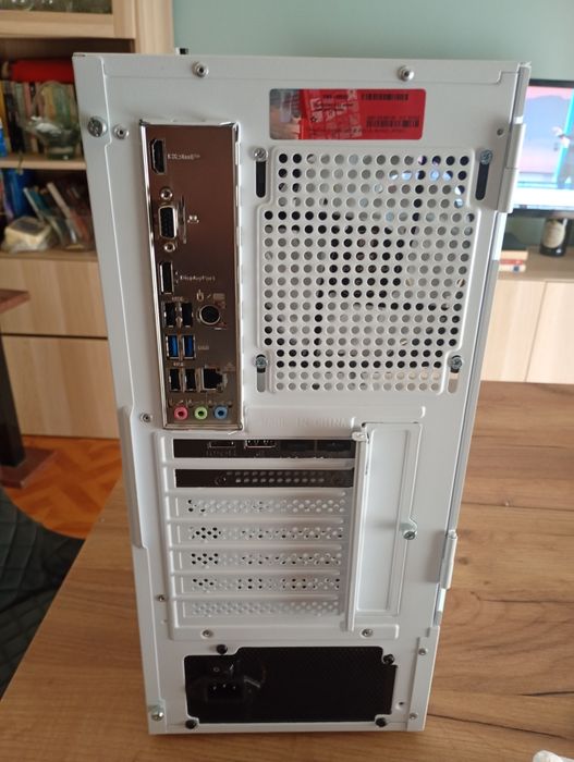 SetupGamer All White