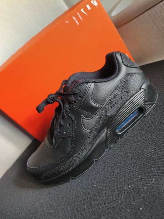 Nike Air Max 90 Leather Triple Black Rozmiar 40