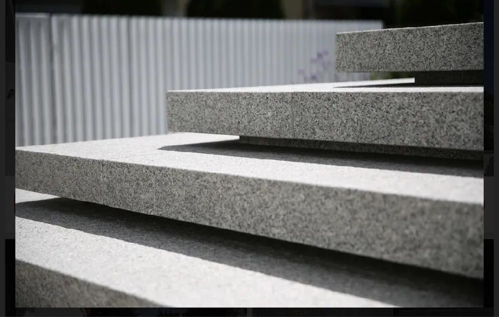 Schody granitowe blokowe | Stopnie granitowe na wymiar | Schody lewitujące | Producent