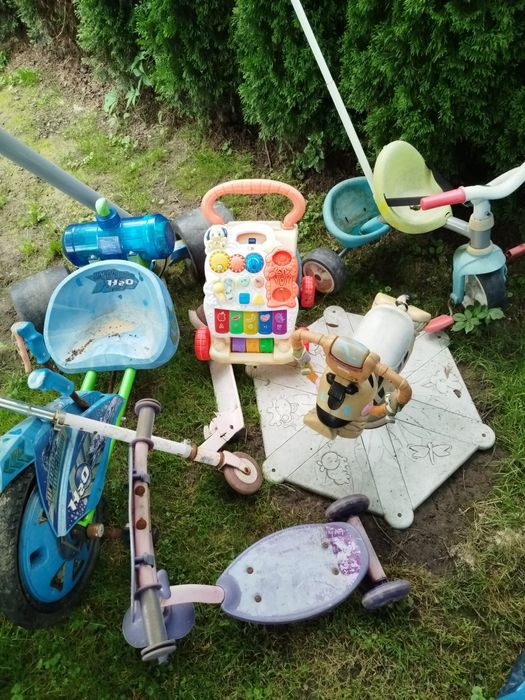 Zabawki ogrodowe dla dzieci kulajnoga rowerek skoczek