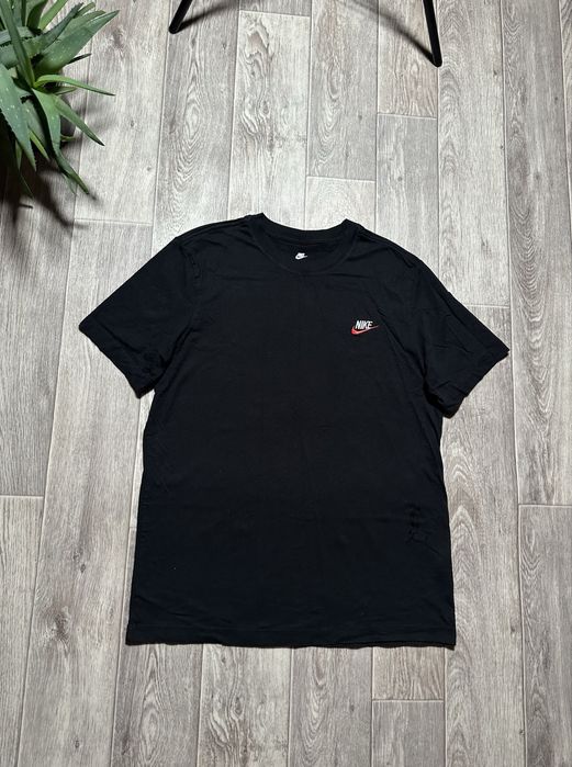 Футболка Nike NSW Club 2024 ss’  Black Tee