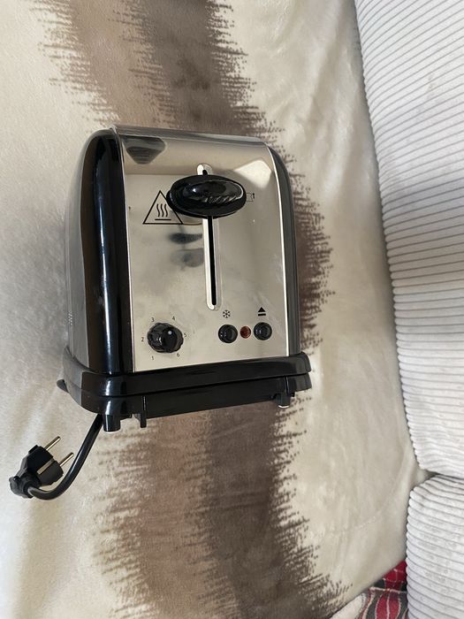 Toster Russell Hobbs