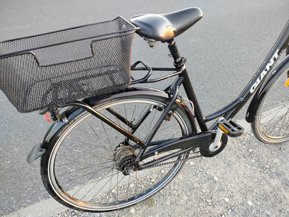 Giant Tourer 28" aluminiowy z prądnicą 28"