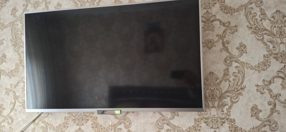 Продам телевизор тв SONY