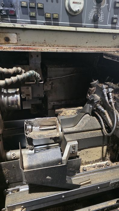 Torno CNC Miyano
