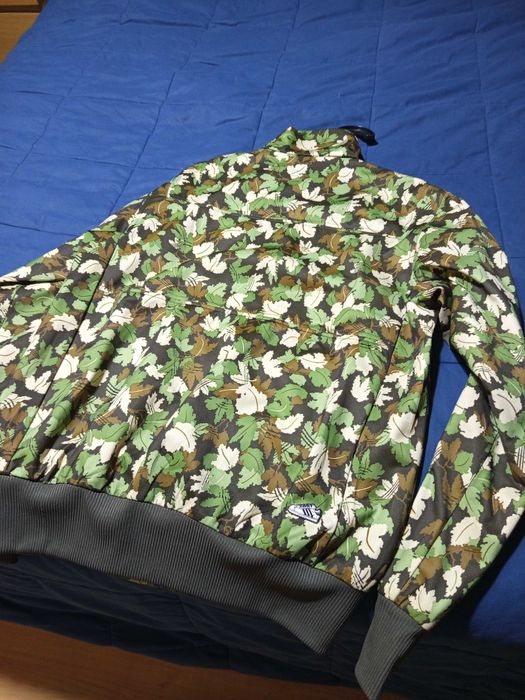 Casaco Adidas - Leaf Logo - M