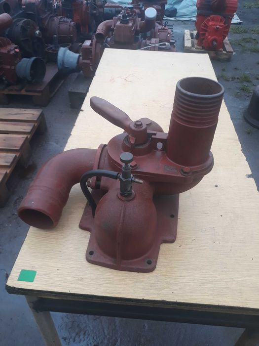 Pompa MEC 5-6-8. Kolektor.