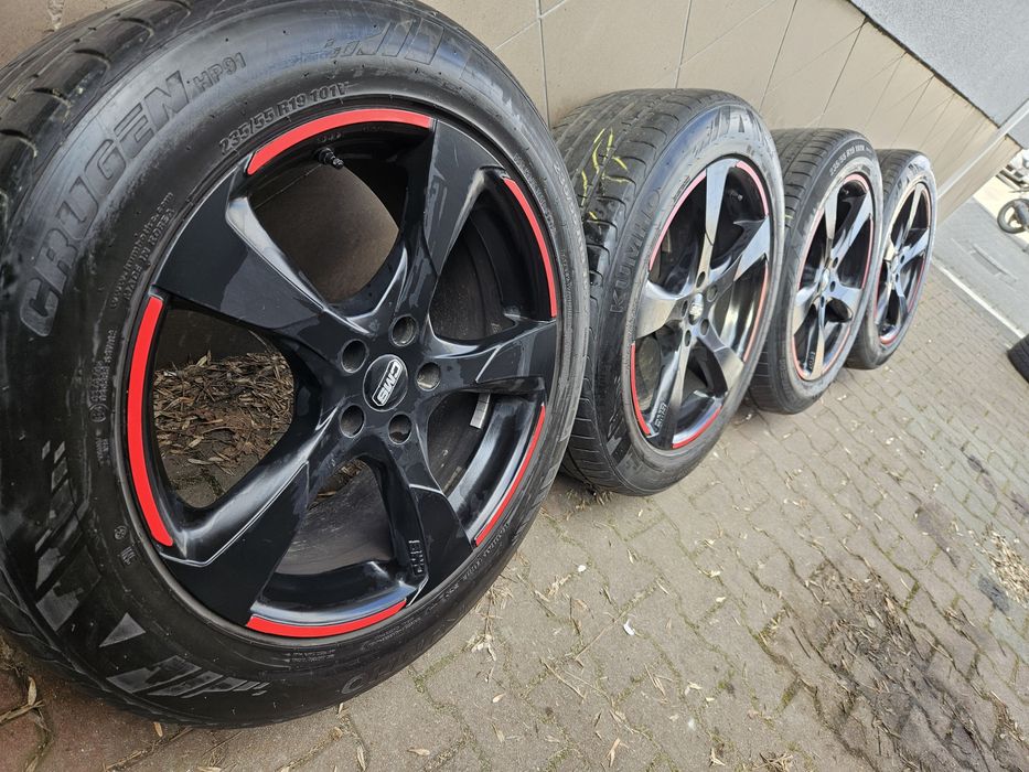 Felgi Koła 19" Audi Q5 5x112 Et40+235.55.19 Kumho Lato