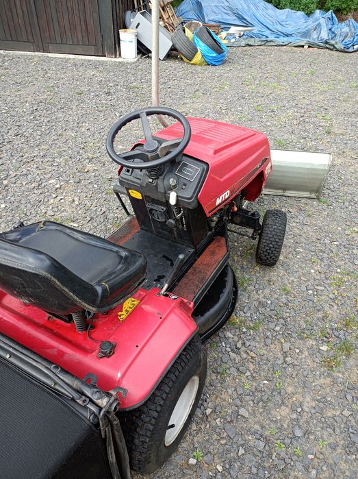 Traktor mtd spider 76 R