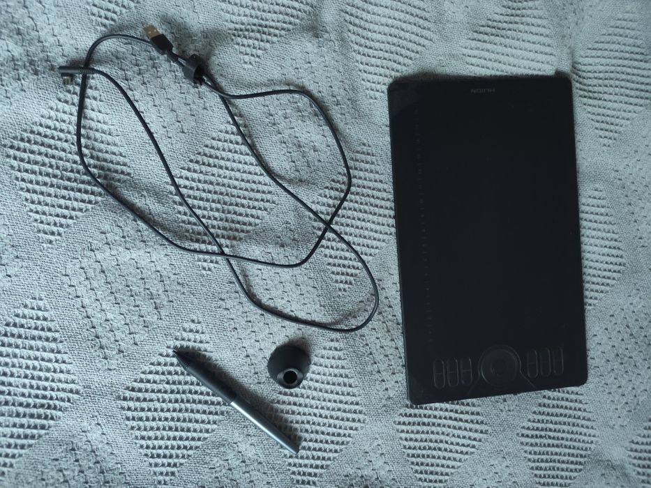 Tablet graficzny HUION HS610