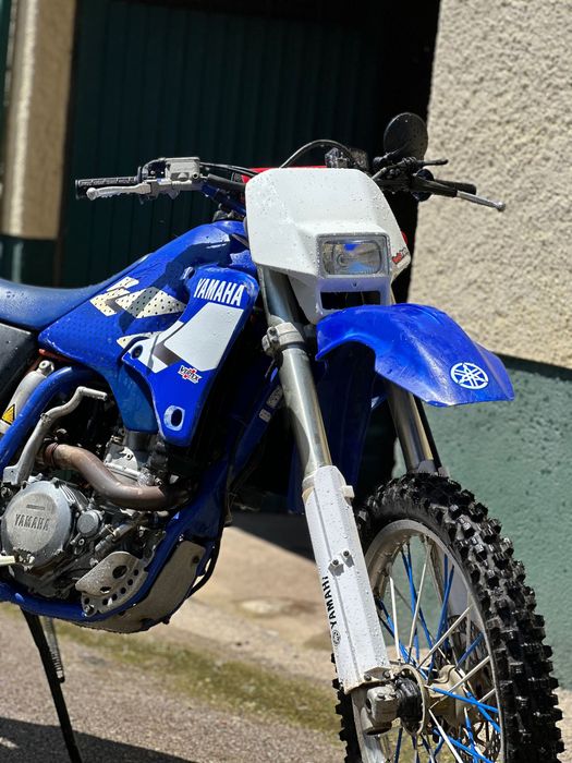 Yamaha WR 400F Moto em bom estado