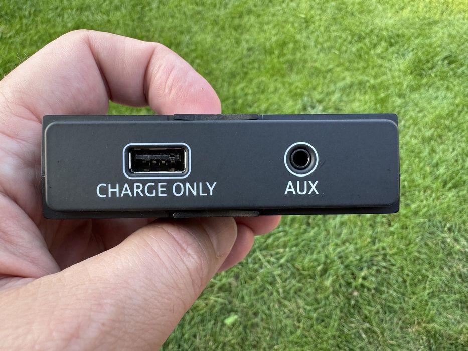 Gniazdo USB Audi Q5 2020