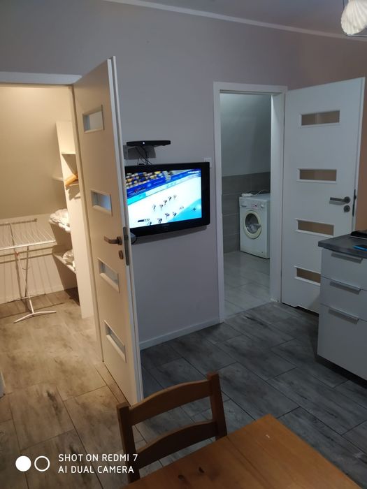 Kwatery, pokoje, noclegi.