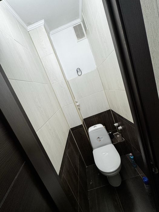 Власник !Продаж  2 к кв. Бажана 7Б. Дарницький р-н, м.Вирлиця