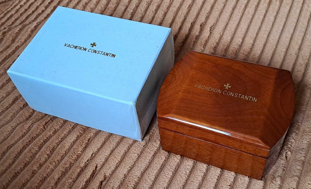 Бокси до годинників Cartier, Vacheron Constantin.