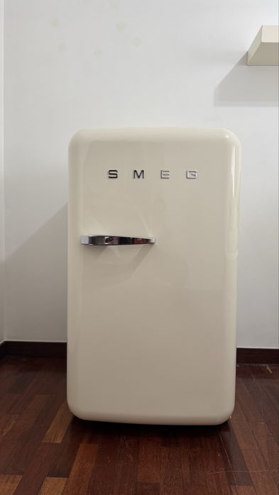Frigorífico SMEG Retro Creme – Como Novo