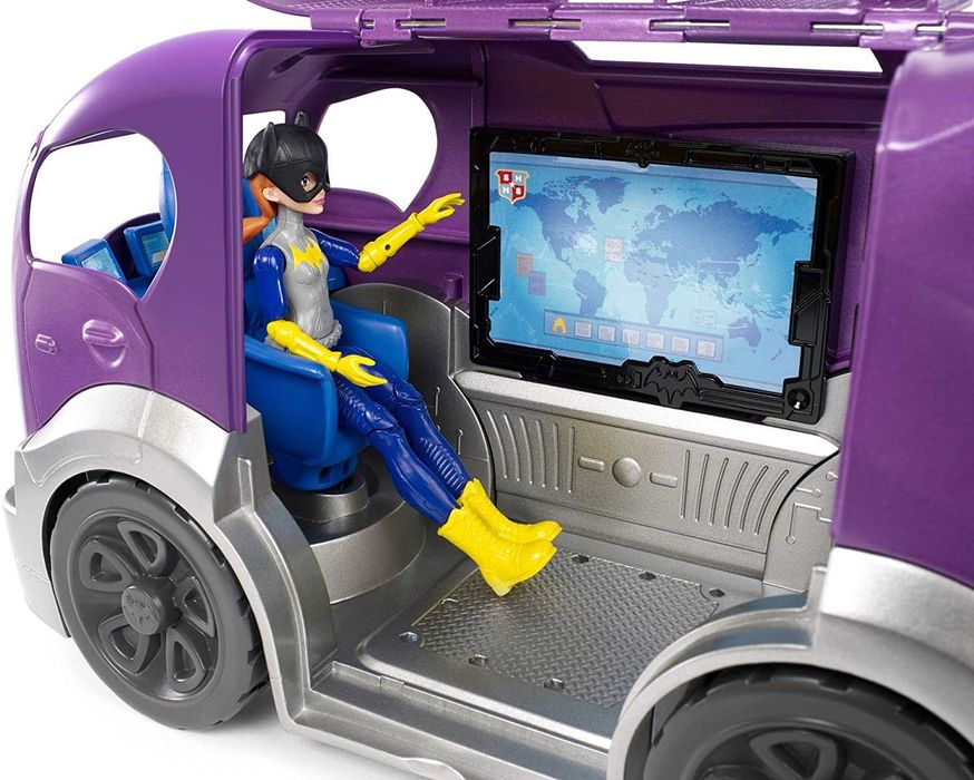 Набор супер героев Mattel DC Super Hero Girls Batgirl & Vehicle