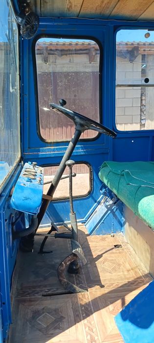Продам трактор на ходу