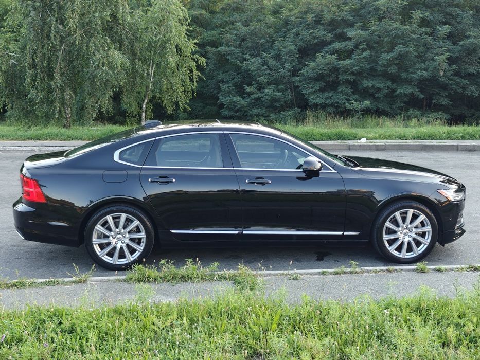 Volvo s90 inscription