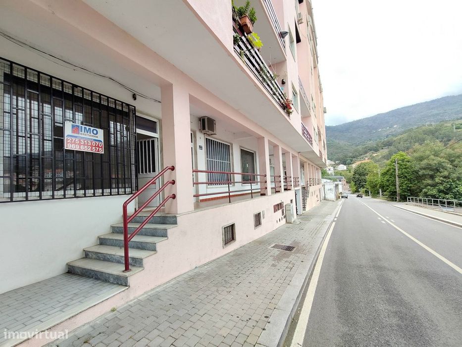 Loja - Centro da Covilhã - Ideal p/ Transformar em Habitação — Covilhã E Canhoso, Castelo Branco