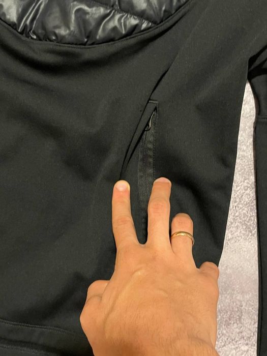 Спортивная кофта Nike