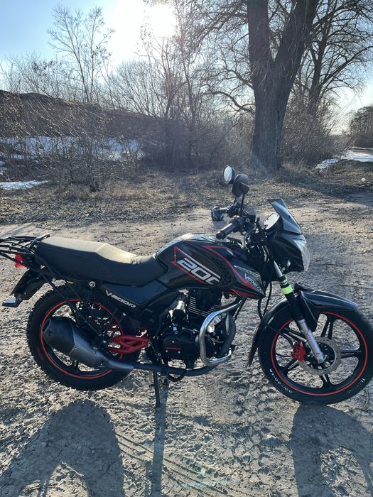 Продам Viper ZS 200A-2