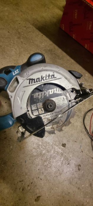 Пила на акумуляторі. Makita