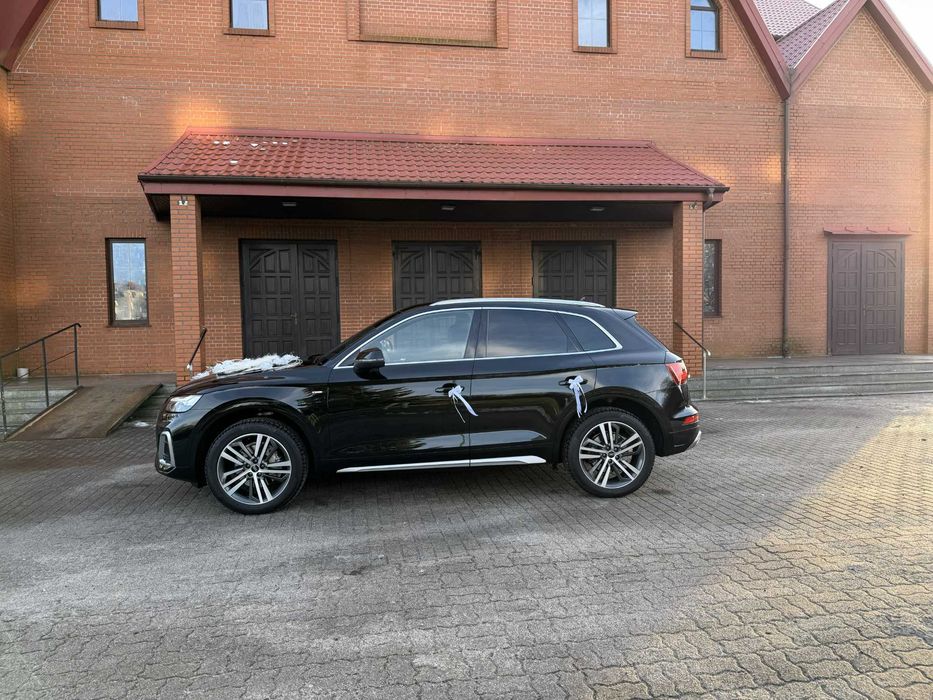 Auto do ślubu - piękne czarne Audi Q5