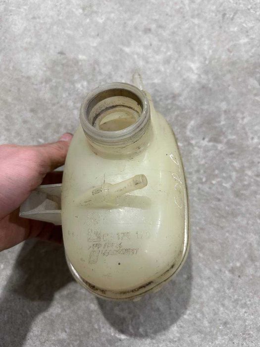 Бачок расширительный Opel corsa 00-06. 09129170