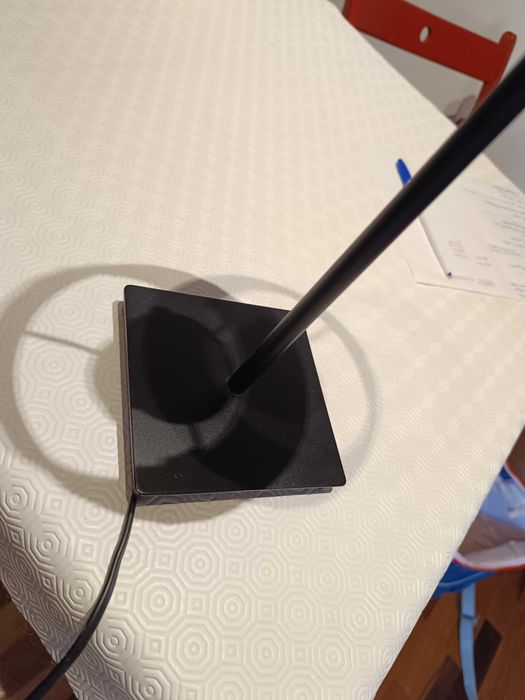 Candeeiro de Mesa Ikea com abajur Roxo e Lilás