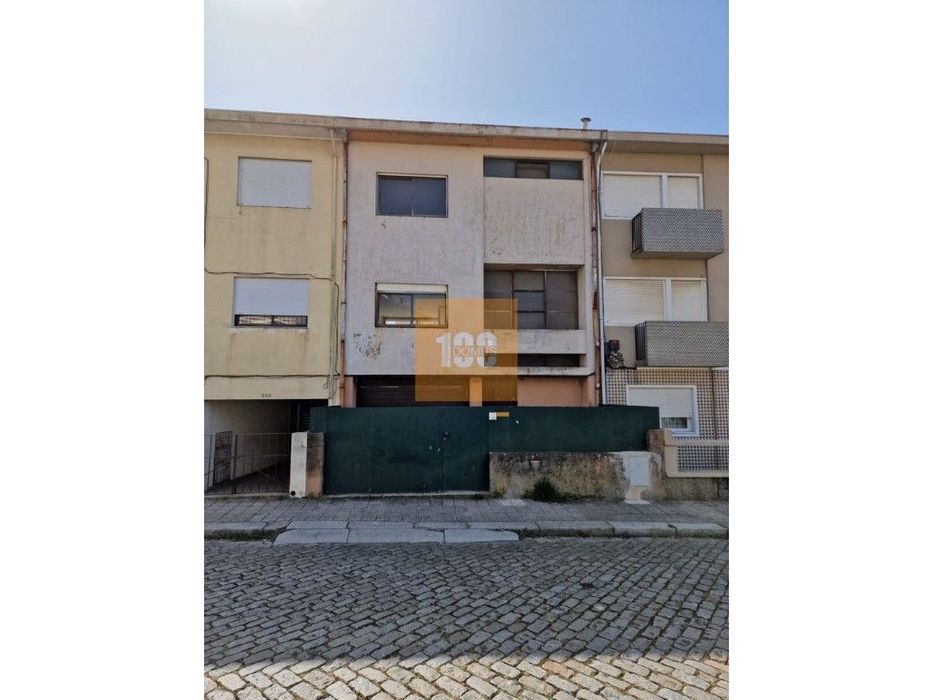 Moradia junto ao Parque da Cidade