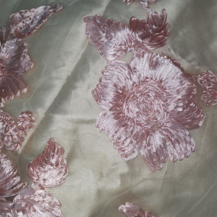 Vendo conjunto senhora (saia e top) festa