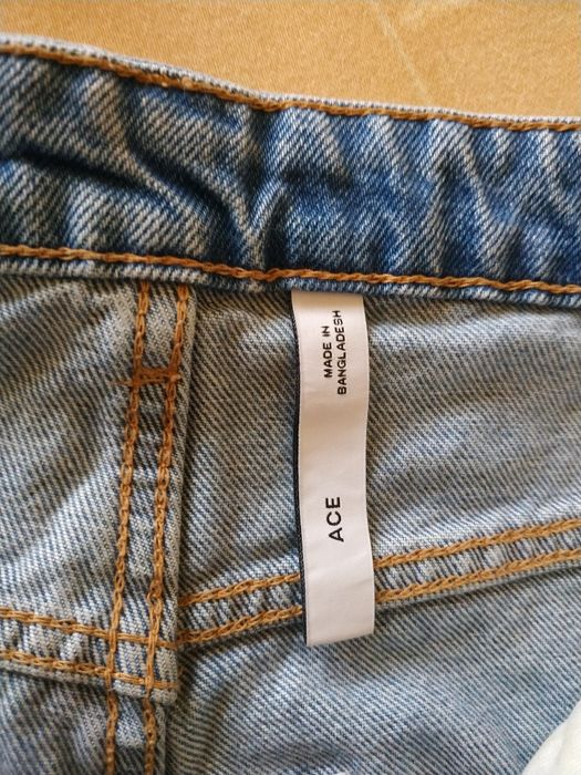 Джинси жіночі широкі р.28