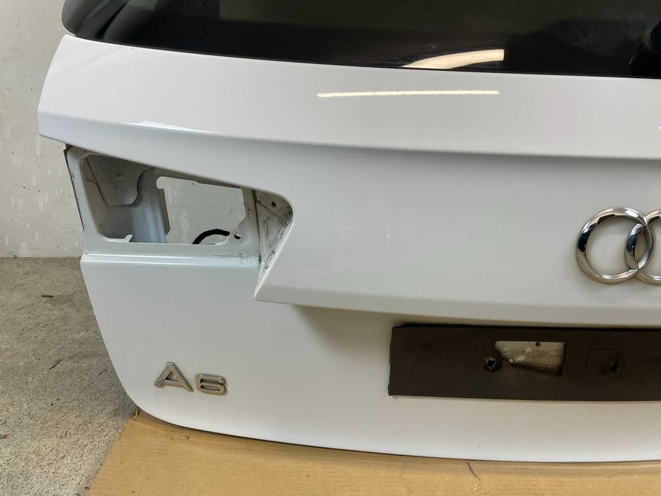 Klapa bagaznika Audi A6 C7 kombi avant  LY9C