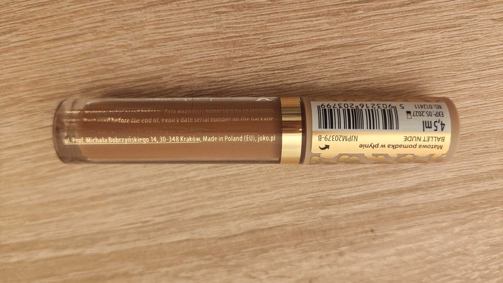 Pomadka Joko Velvet matt