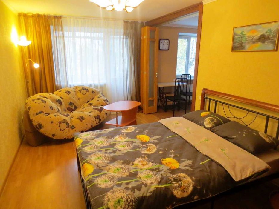 Затишна квартира в центрі, вул. Благовісна