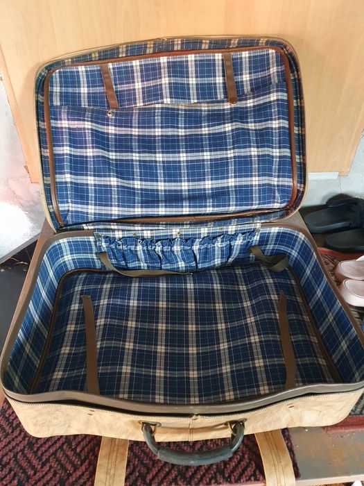 Walizka z czasów PRL