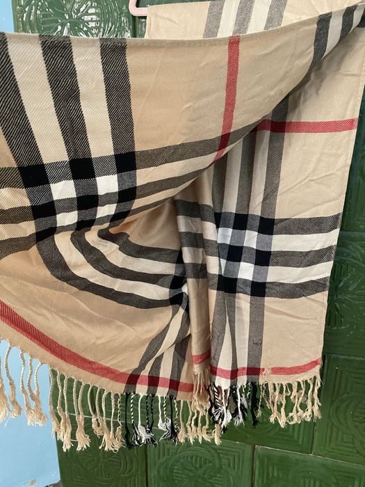 Шарф під Burberry мьякій зручний новий