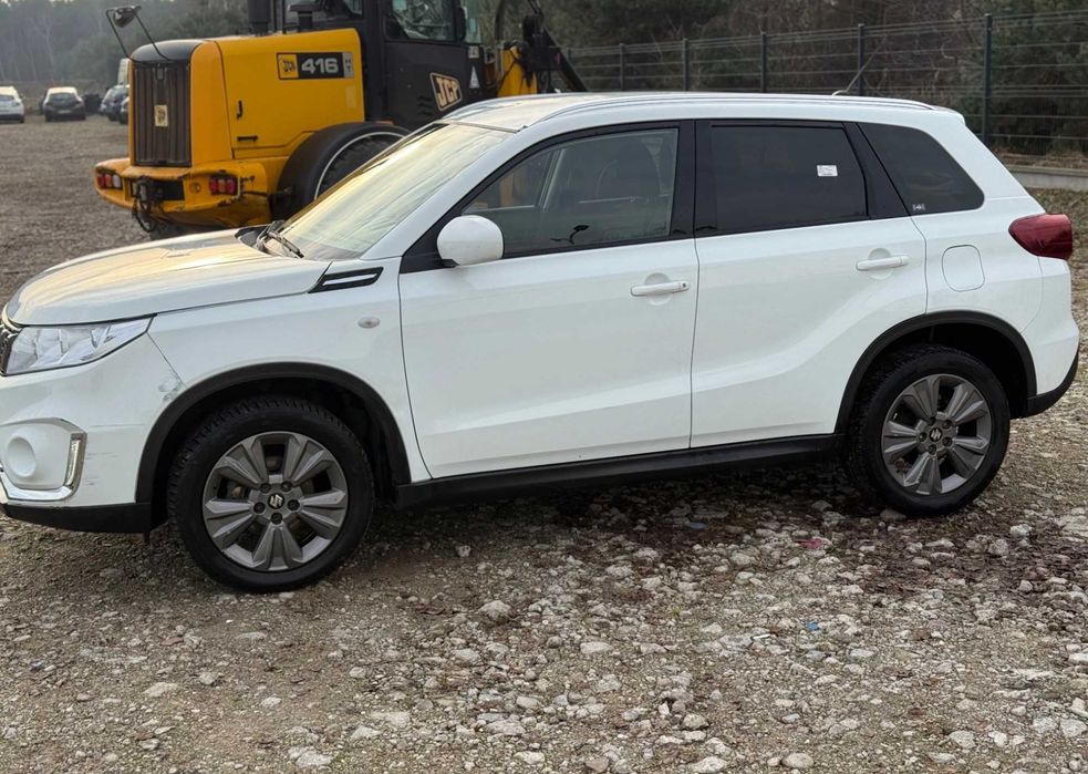 Бампер  Suzuki Vitara шрот разборка розборка розбірка  сузукі