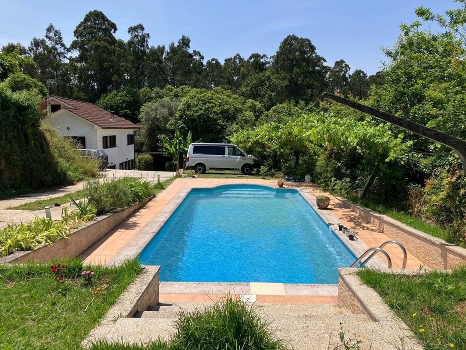 Apartamento (T3) com jardin é piscina, ate 3-4 pessoas em natureza perto Ponte de Lima