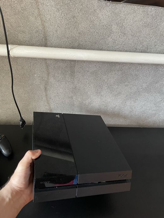 ‼️ PS 4 500gb + 2 джойстика ‼️ не ps4 pro slim