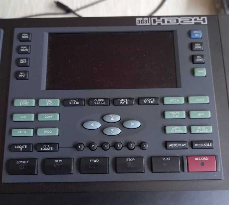 Gravador Multipistas Alesis HD24