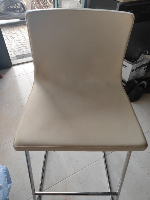 Cadeira alta de balcão