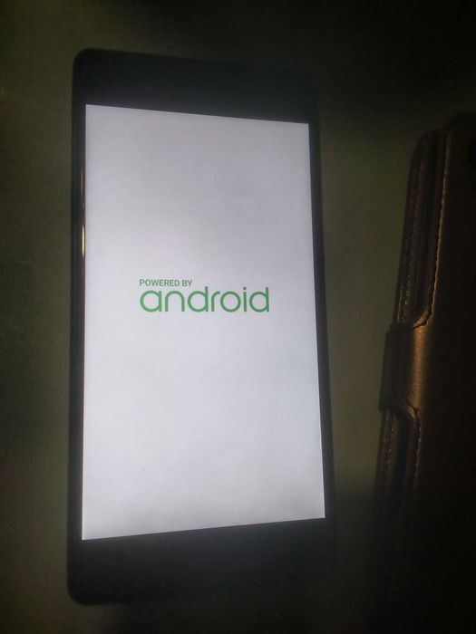 Sony xperia F5122 3/64Gb