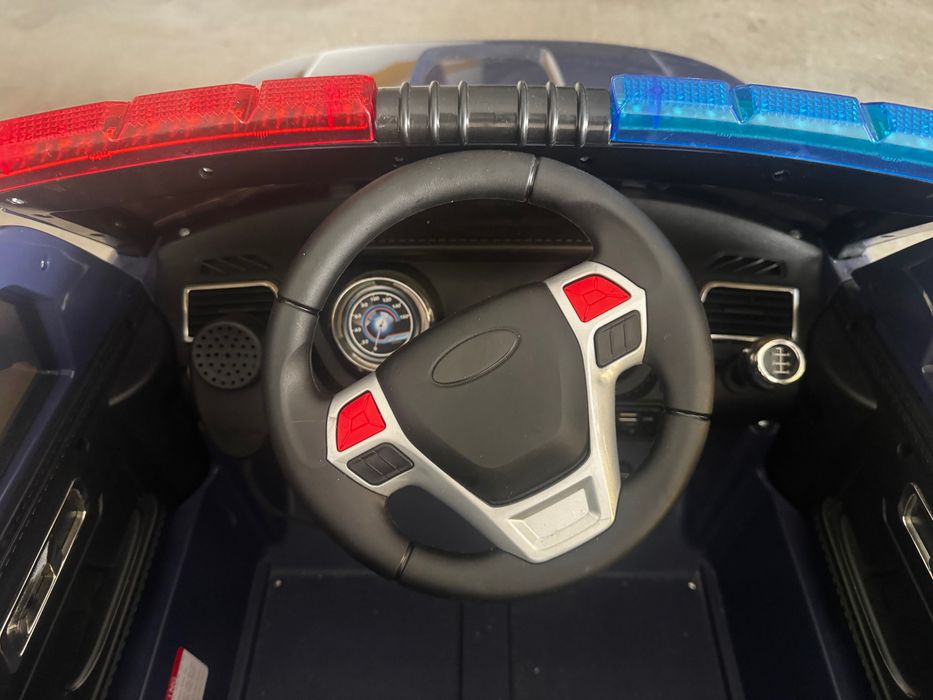 Carro elétrico infantil